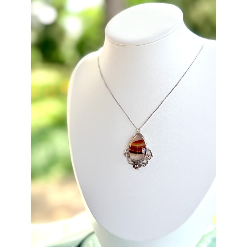 Vintage Sterling Floral & Banded Agate Pendant (18" chain)